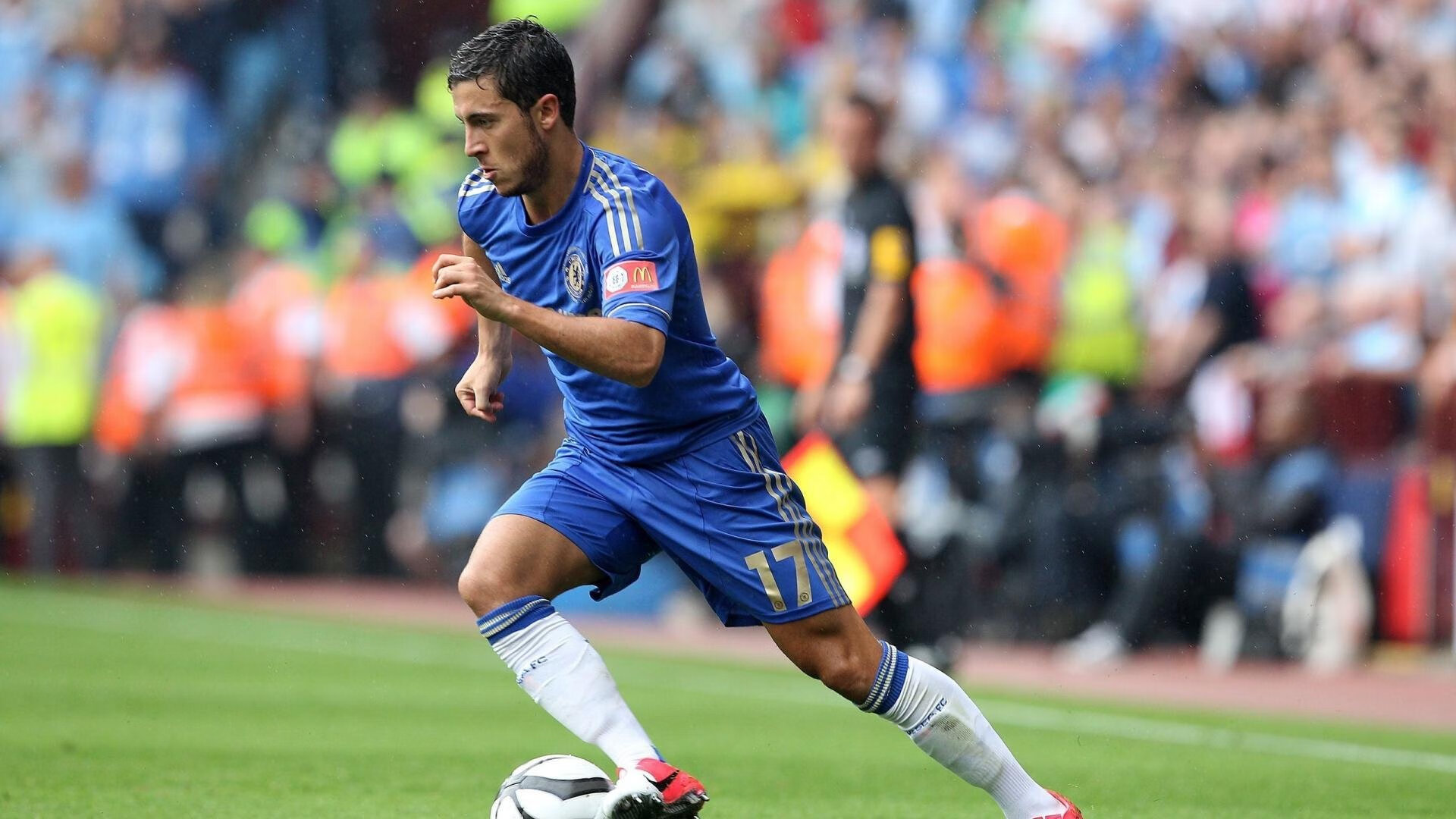 多平台同步直播：实现零距离感受比赛魅力，同步直播今年